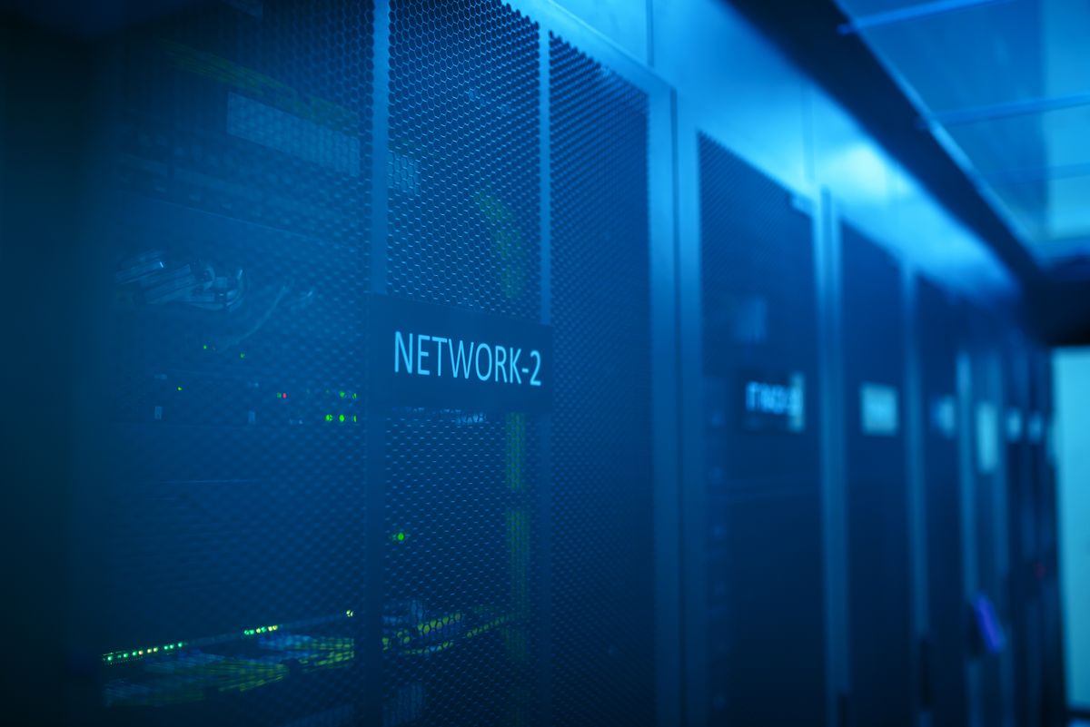 Illuminated network server racks in a data centre